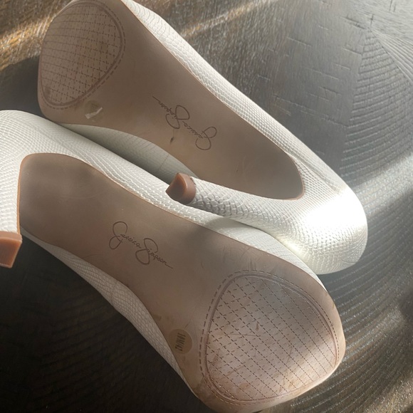 White Jessica Simpson - Picture 3 of 3